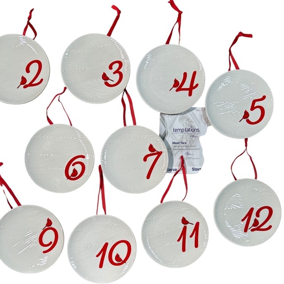 Temptations Tara's Cardinal Ceramic Christmas Ornament Plates (Set of 12) (#3) - Picture 7 of 10